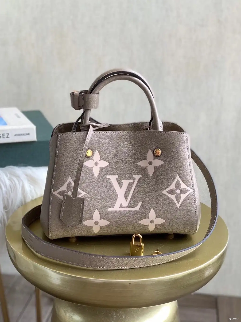 BB VUITTON LOUIS MONTAIGNE 0505